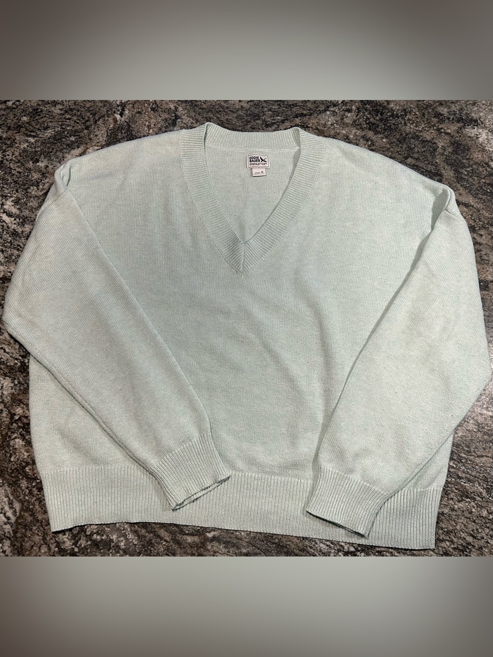Women’s XL Eddie Bauer V-Neck Light Mint Sweater
